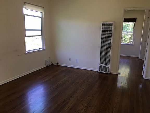 4th image of 812 Raymond Ave APT 4