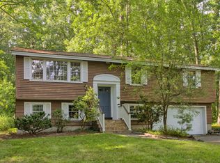 3 Louis Road, Tewksbury, MA 01876