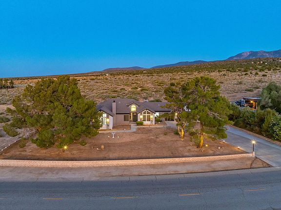 2nd image of 31920 Crystalaire Dr