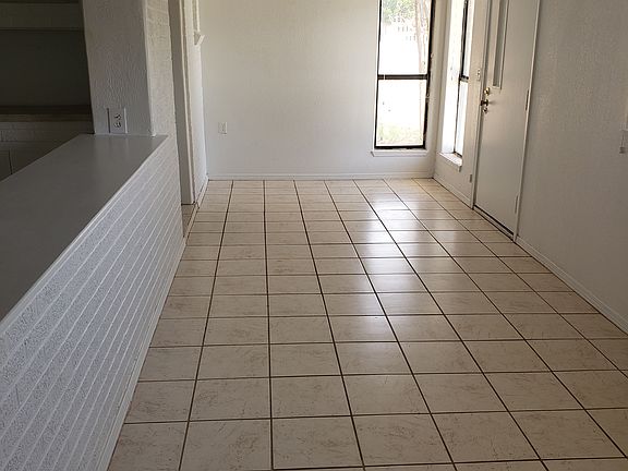 Front sunroom