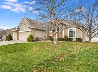 2804 SW 10th St, Blue Springs, MO 64015