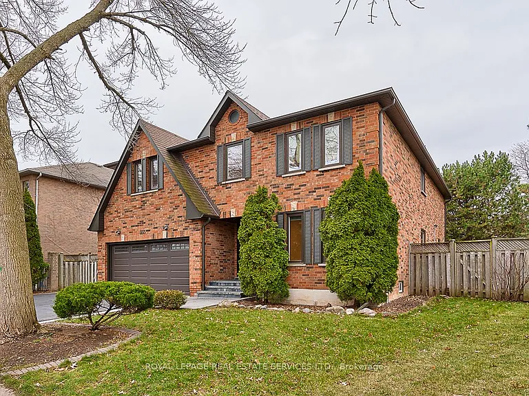 333 Callaghan Cres — Photo 2
