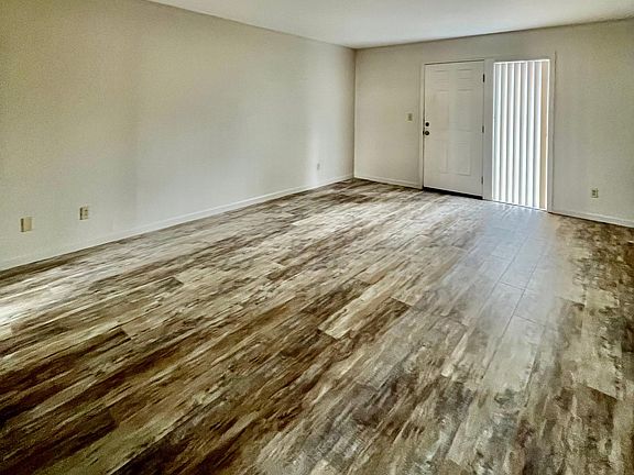 3rd image of 2070 Radio Ave #1112
