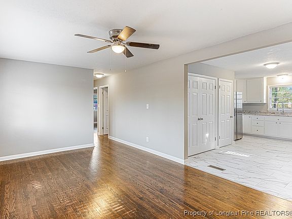 4th image of 1815 Stockton Dr