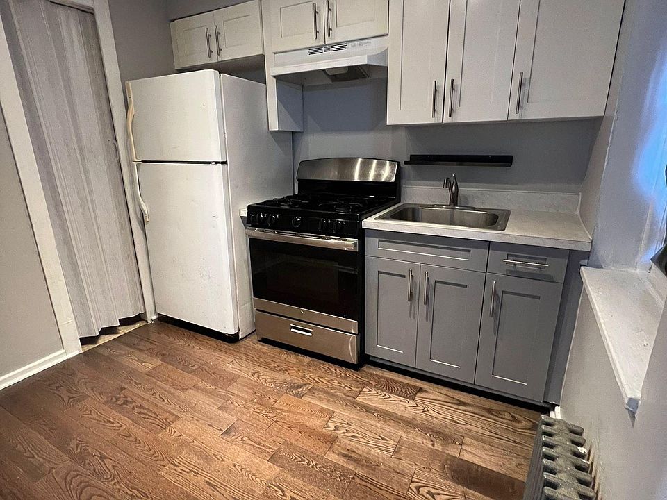 1st image of 62 Crawford St #C