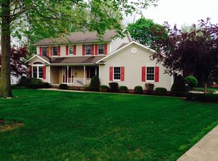 173 Hood Dr, Canfield, OH