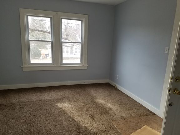 4th image of 8601 Betty Lee Ave