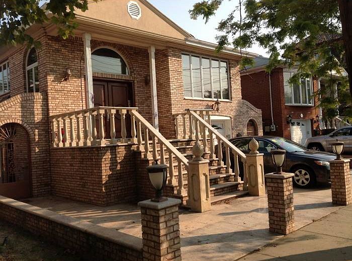 1st image of 2767 E 66th Street Ml