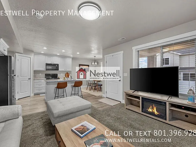 906 N Apple Seed Ln — Photo 2