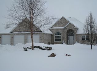 3379 Collier Ct, Oshkosh, WI 54904