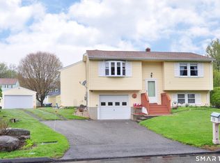 20 Lawrence Lane, Torrington, CT 06790