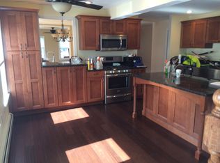 16 Cottage Row, North Chelmsford, MA 01863