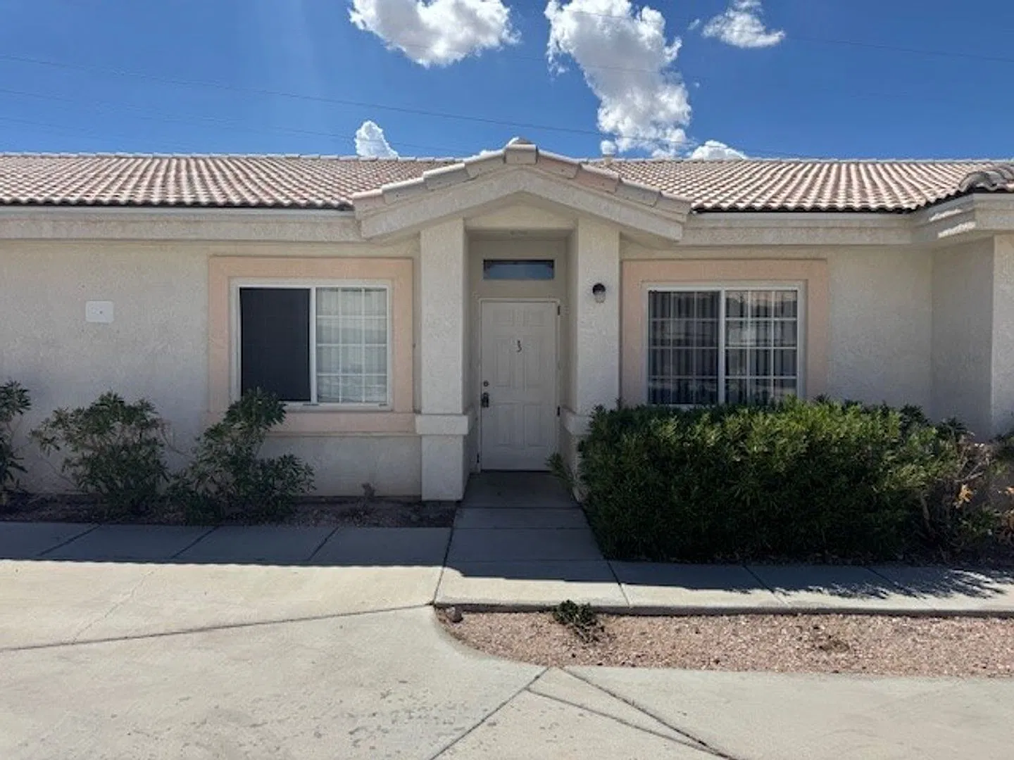 2834 — Photo 2