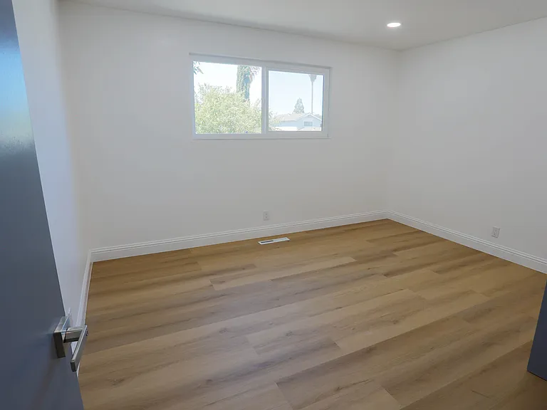 3330 Claudia Dr — Photo 20