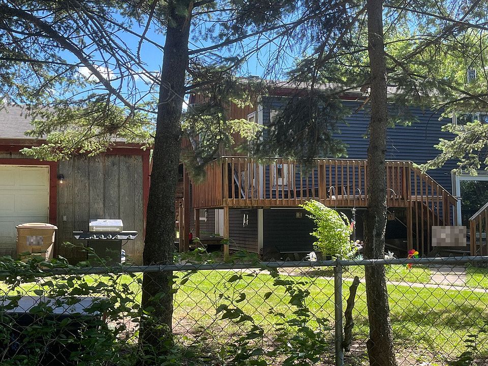 2nd image of 396 Lehigh Ave