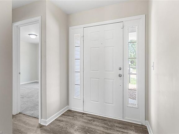 5th image of 1525 Hamilton Hills Dr