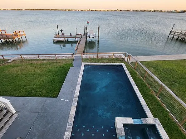 387 Copano Ridge Rd, Rockport, TX 78382