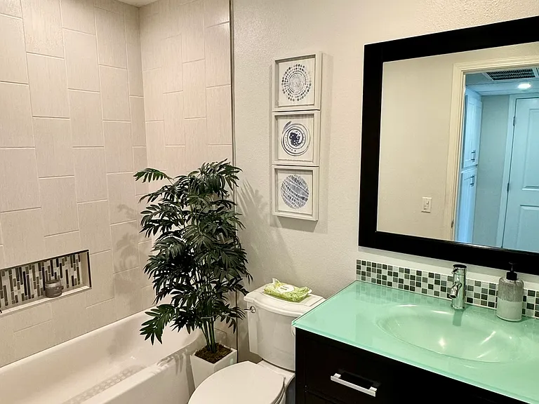 18350 Hatteras St #231 — Photo 13