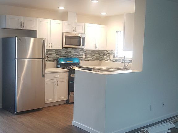 2nd image of 4561 Hawley Blvd APT 9
