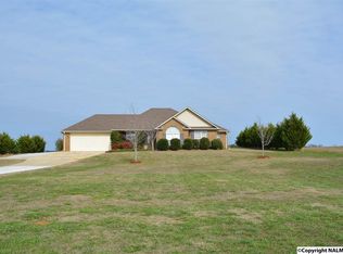 9483 Ripley Rd, Athens, AL 35611