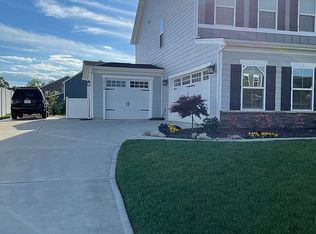 12718 Es Draper Dr, Huntersville, NC 28078