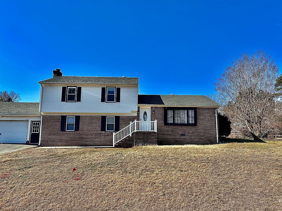 1st image of 7953 Meadow Dr