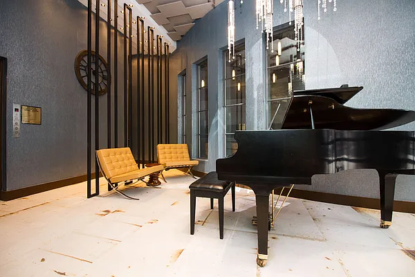 Rented by Nooklyn NYC LLC | media 12