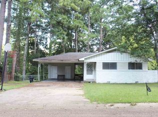 306 Springfield Cir, Jackson, MS 39209