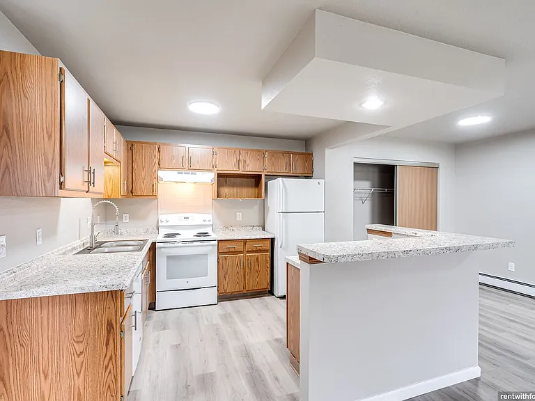 432 N Peters Ave — Photo 52