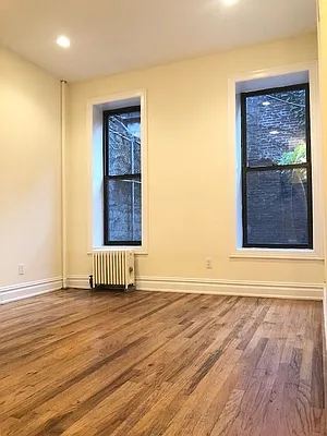 Rented by REAL New York | media 55