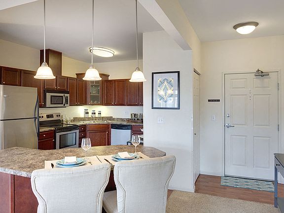 3rd image of 1361 Hampshire Ave S #1969503