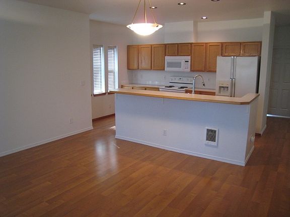 3rd image of 4827 67th St NE APT A204