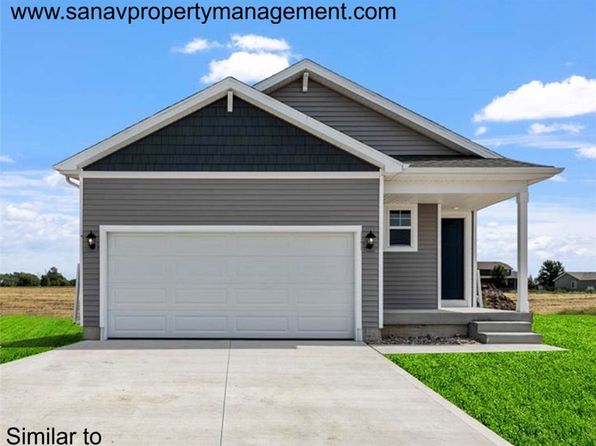 2407 SE Fox Valley Dr