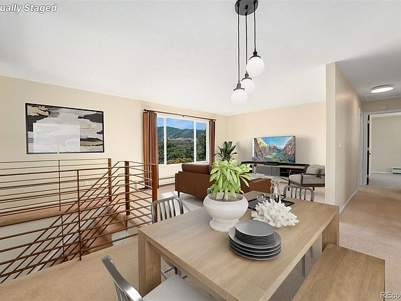 3rd image of 6555 Meadowbrook Lane