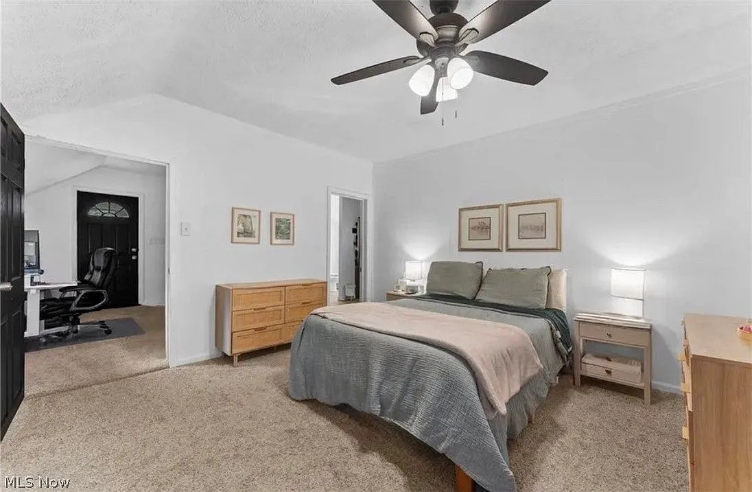 3 bed, $2,550 — Photo 4