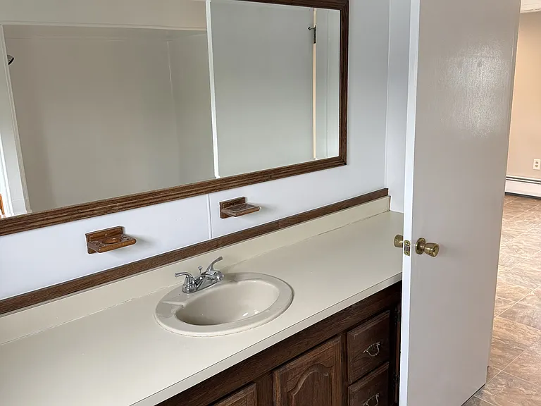 119 Winthrop St #2 — Photo 14