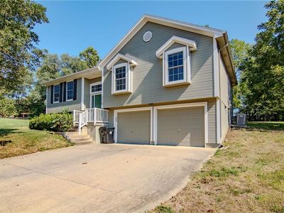 1116 Adams Cir, Pleasant Hill, MO, 64080