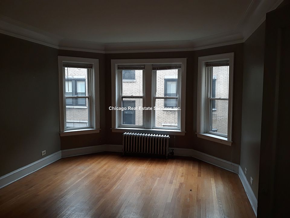 1st image of 1922 W Morse Ave