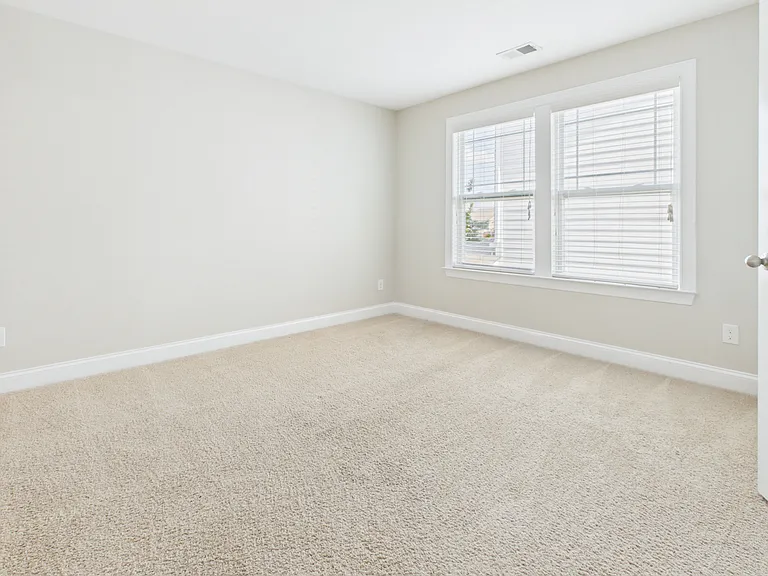 1455 Briarfield Dr NW — Photo 17