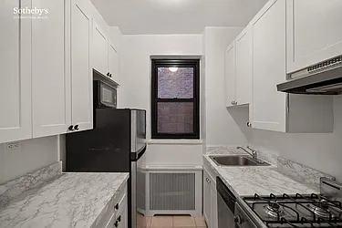 Rented by Sotheby's International Realty