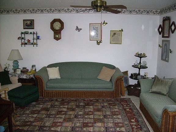 3rd image of 5611 Greenway Cir