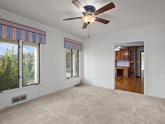 5th image of 41 Dockside Dr