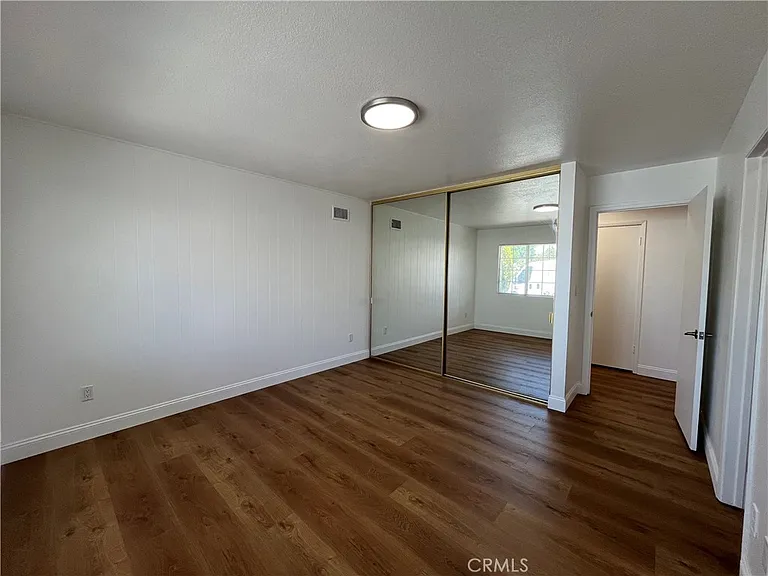 16944 Superior St — Photo 19