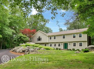 35 Brook Farm Ln, Bedford, NY 10506