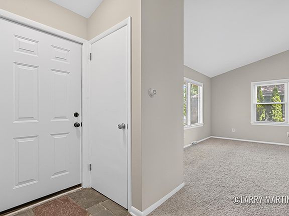 2nd image of 1916 Manning Ave NW