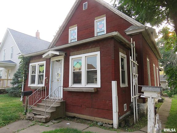 2nd image of 124 10th St