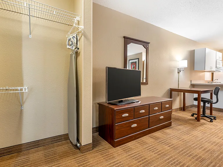 Studio Suite - 1 King Bed