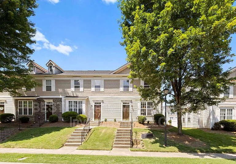 8130 Kings Creek Dr — Photo 36