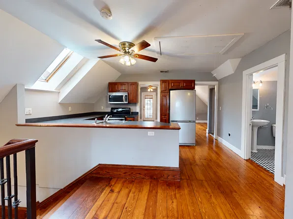 126 Calumet St #3, Boston, MA 02120