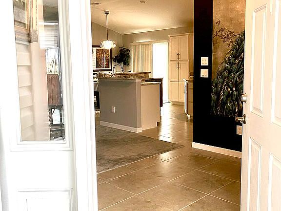 5th image of 2373 Zumwalt Ln